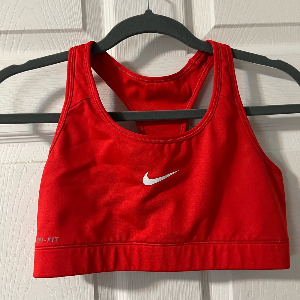 Nike Unlined Sports Bra Size M